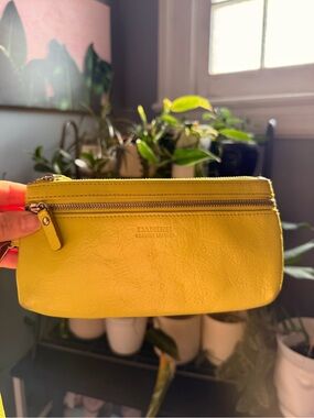 DANIER lime green Leather wallet/wristlet pouch